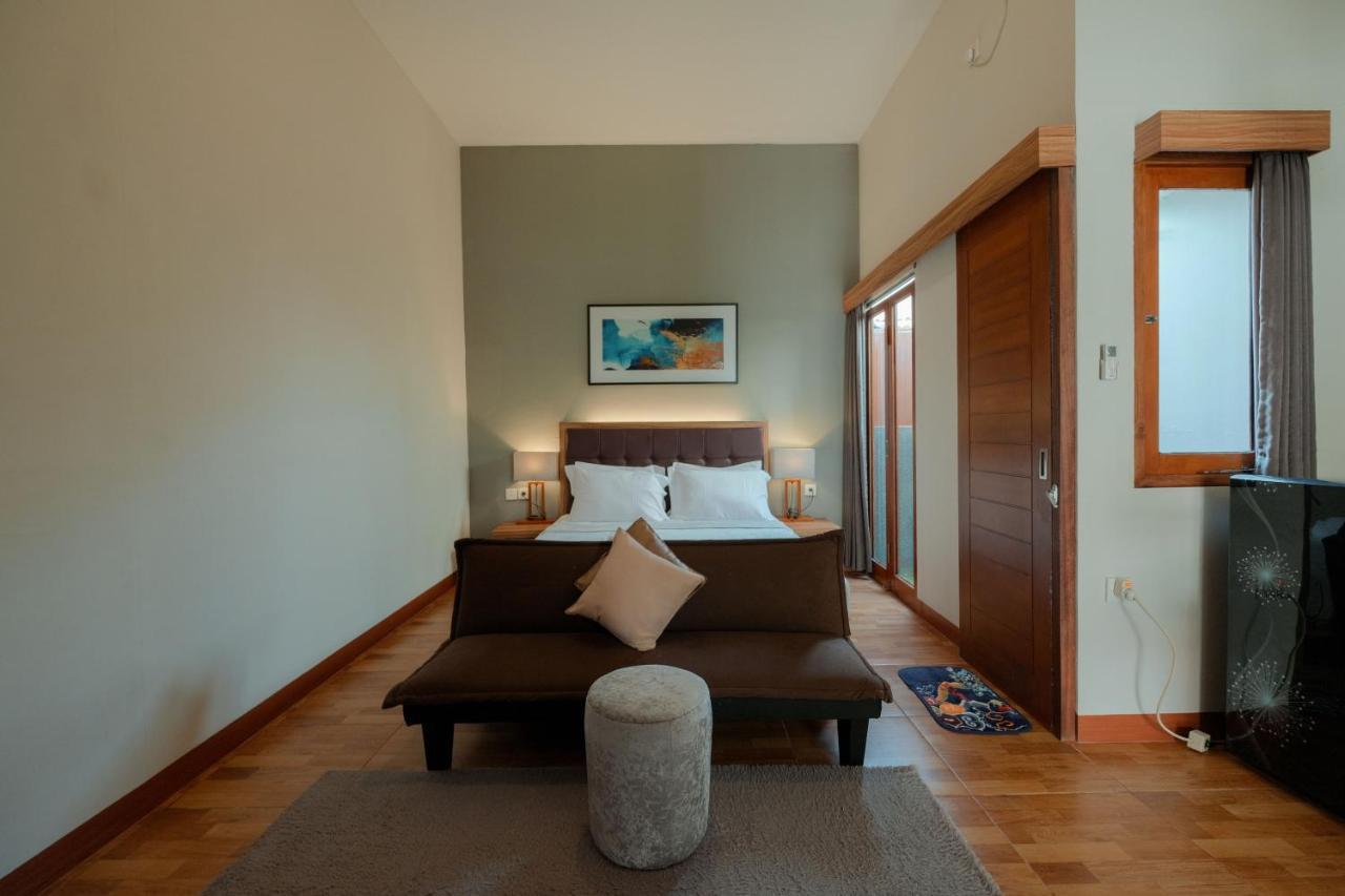 Andewi Guest House Denpasar Redpartner - Minimum Stay 30 Nights سانور المظهر الخارجي الصورة