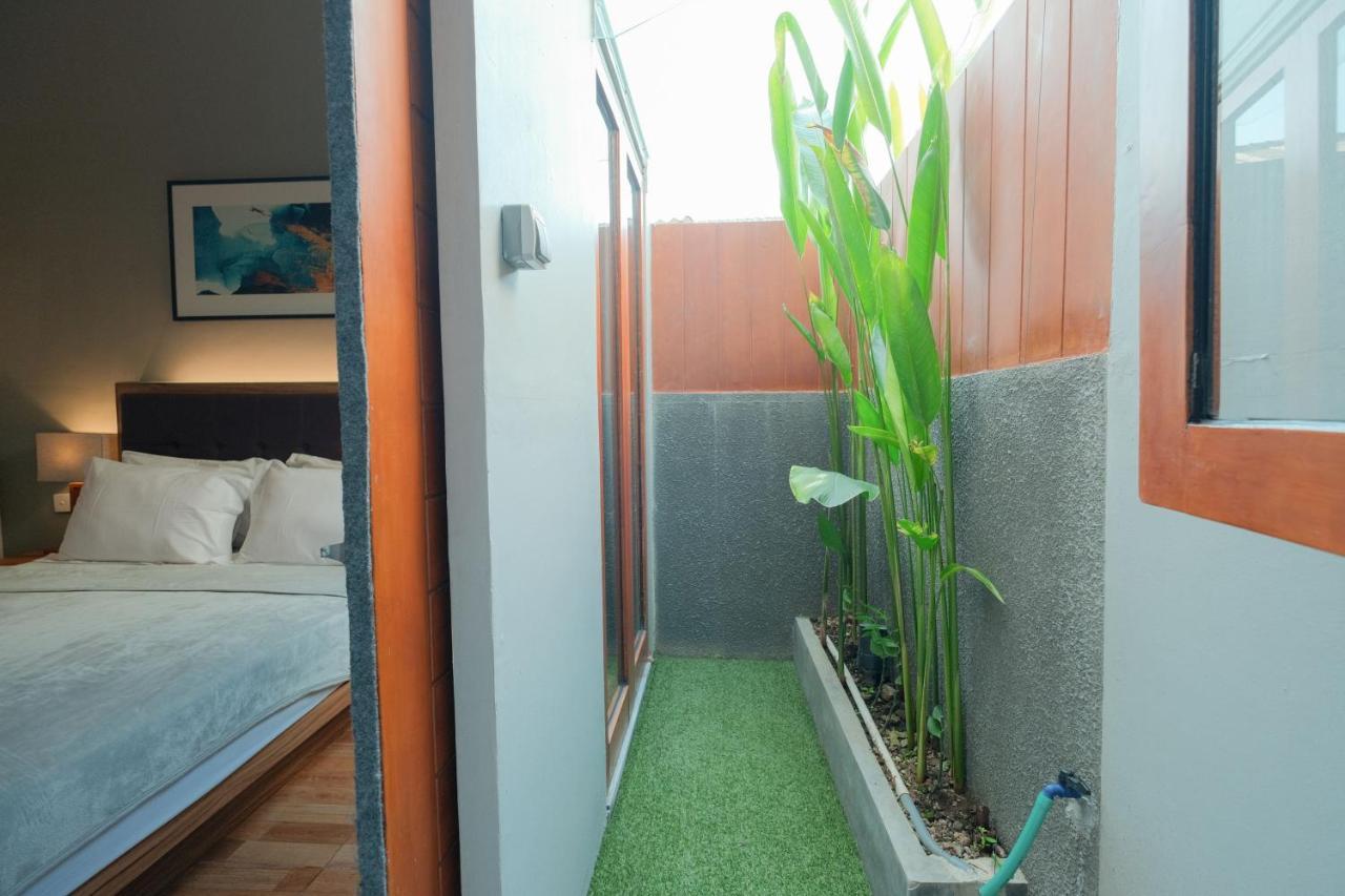 Andewi Guest House Denpasar Redpartner - Minimum Stay 30 Nights سانور المظهر الخارجي الصورة